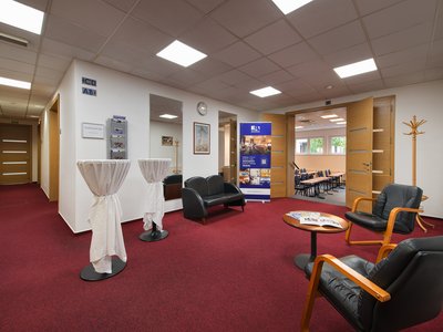 EA Hotel Populus*** - фойе конференц-зала