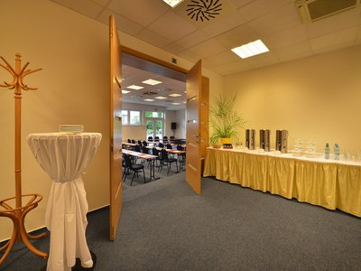 EA Hotel Populus*** - фойе Cалона Shell