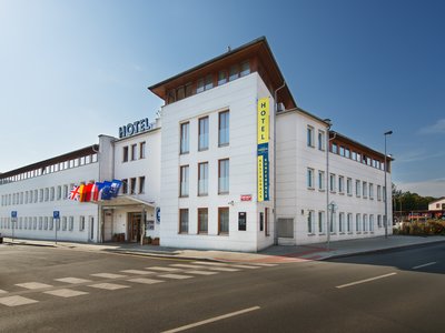 EA Hotel Populus*** - hotel building