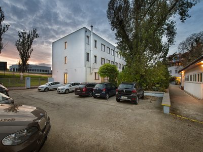 EA Hotel Populus*** - parking