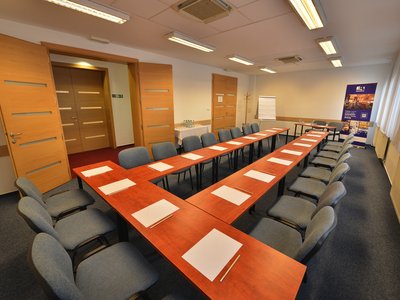 EA Hotel Populus*** - meeting room Shell